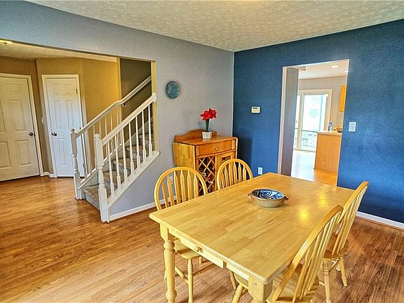 4th image of 2266 Horseshoe Ct