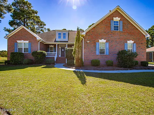 2011 Caracara Drive, New Bern, NC 28560