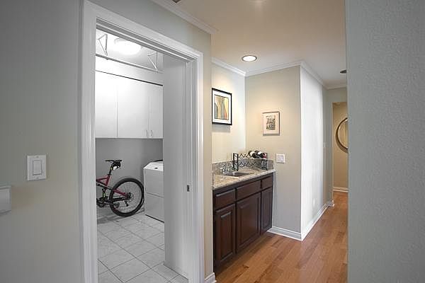 Bar/Hallway