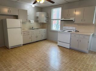 226 E High St #A, Manheim, PA 17545