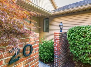 20 Greenwood Park, Pittsford, NY 14534