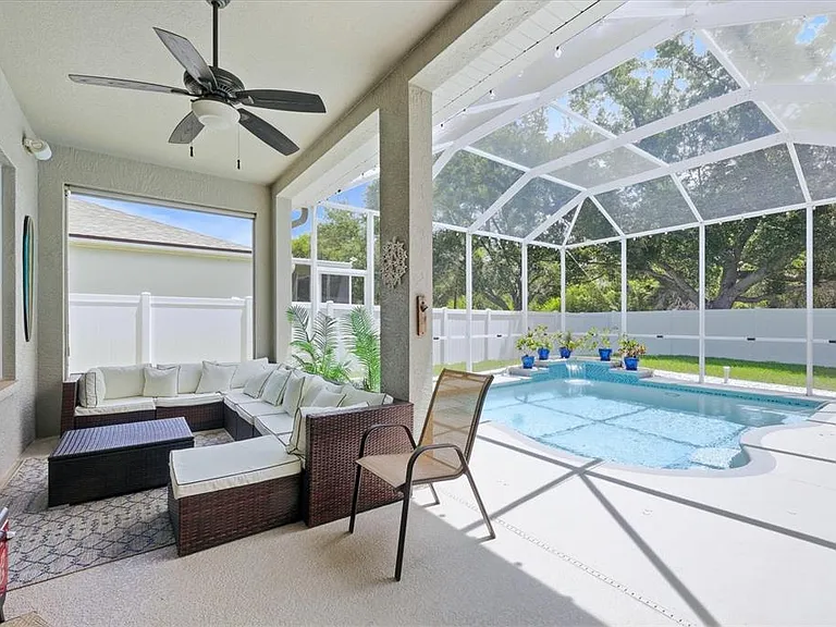 4617 Egmont Dr — Photo 40