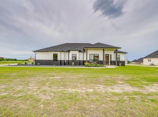140 Lone Elm Rd, Waxahachie, TX 75167