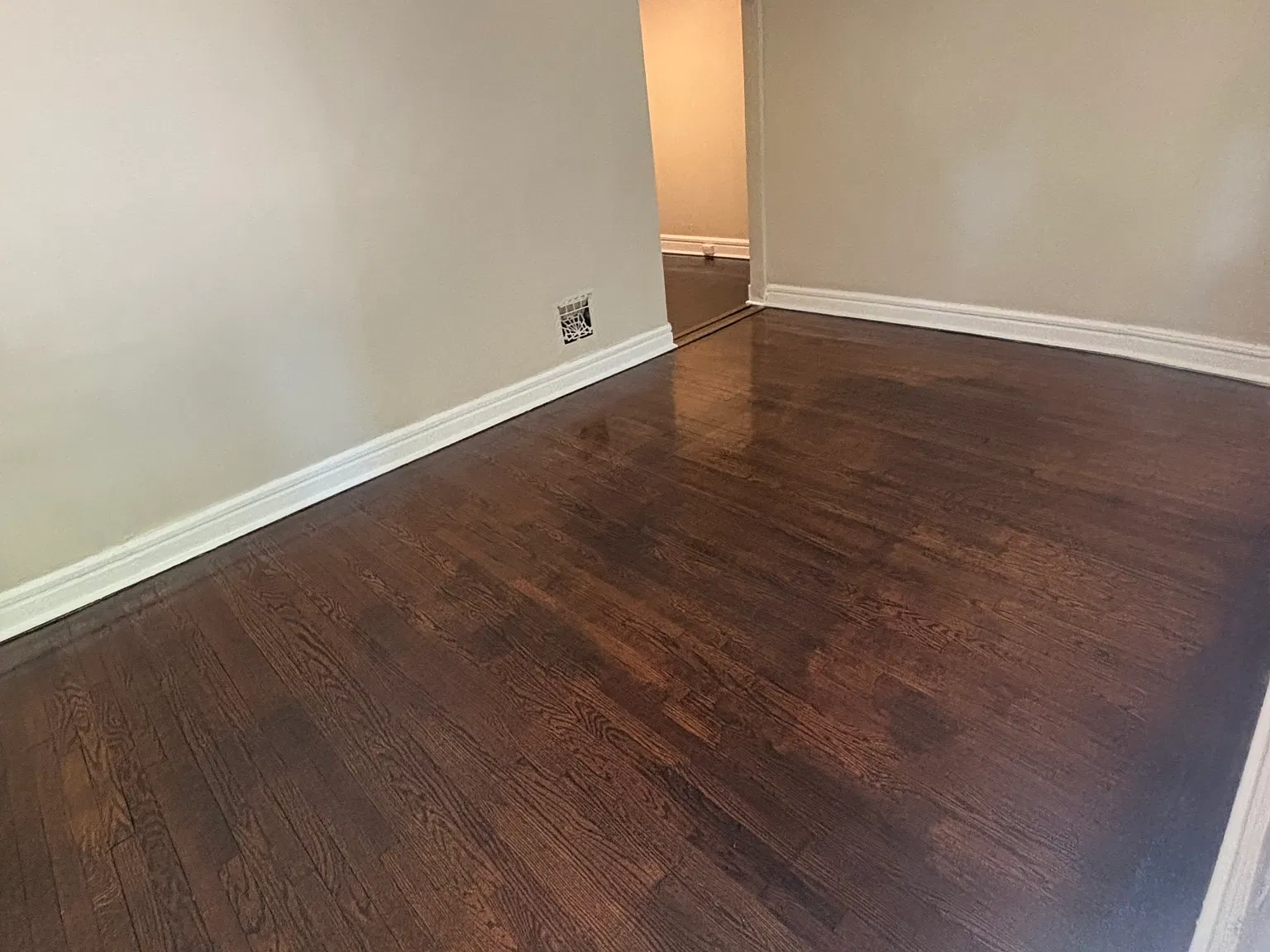 1 bed, 1100 sqft, $750 — Photo 3