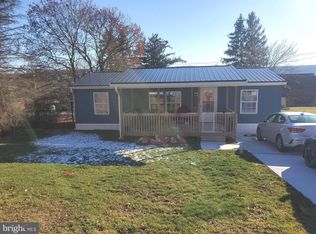 27 W Anthony St, Loganton, PA 17747