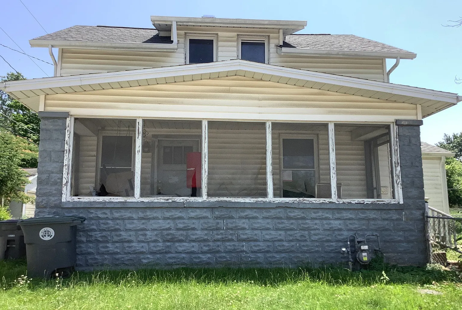1309 Madison Ave photo 1