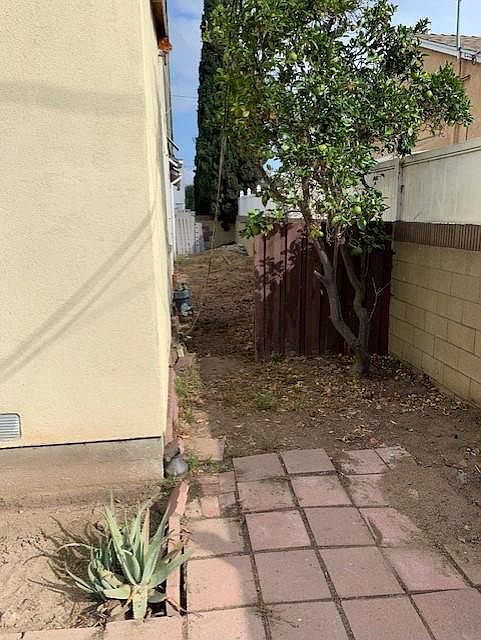 1st image of 4346 W 177th St