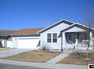 6444 Little Moon Trl, Casper, WY 82604