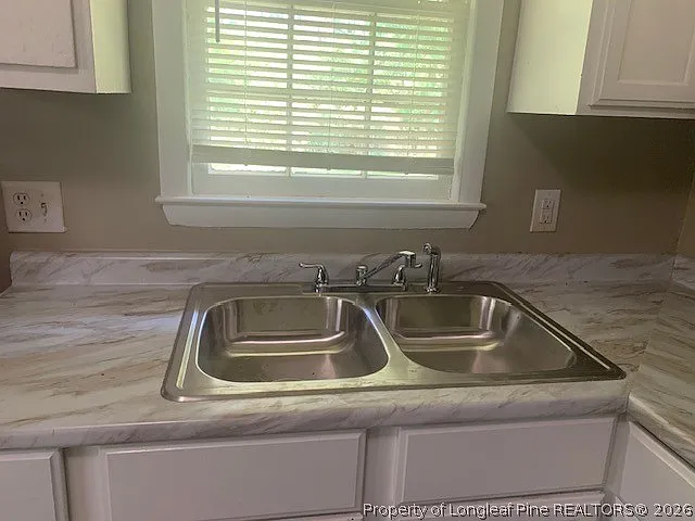 814 Varsity Dr #A — Photo 13