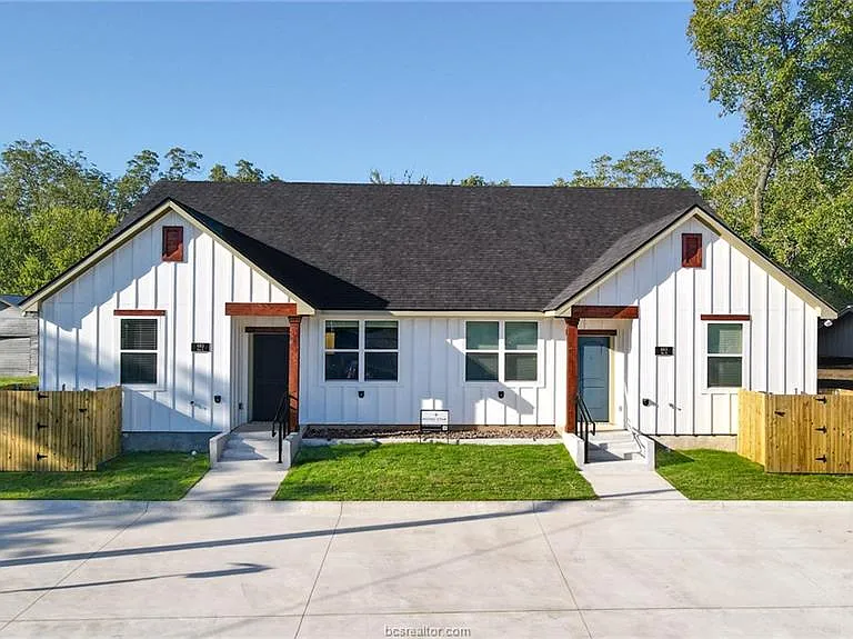 603 N Echols St #A — Photo 1