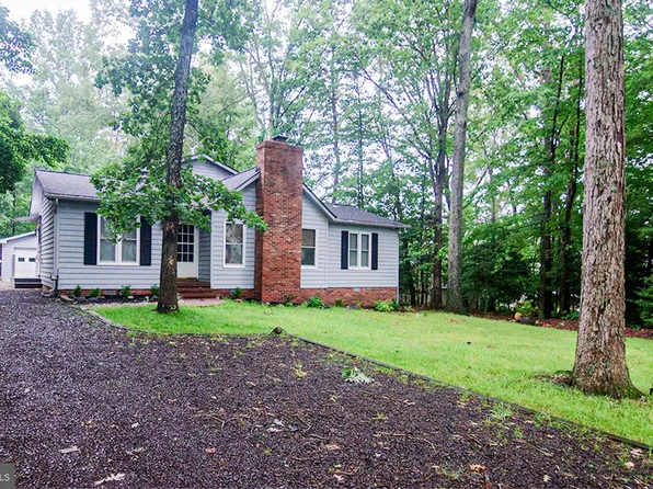 207 Madison Cir, Locust Grove, VA 22508