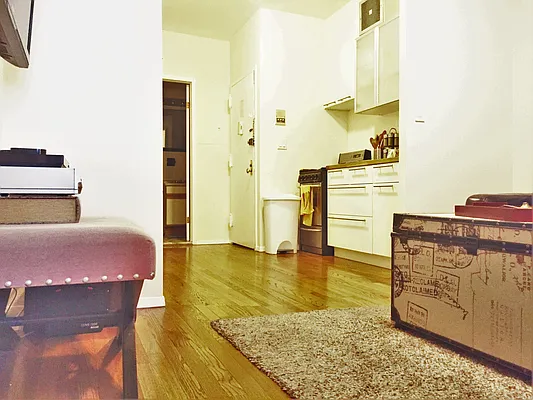 Rented by The Search D&M | media 21