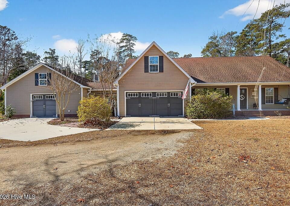 1st image of 403 Seven Seas Drive