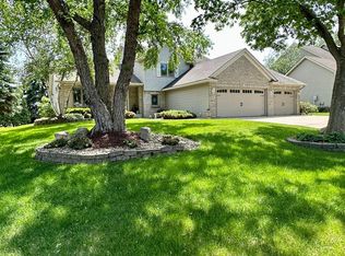8874 Jody Cir S, Cottage Grove, MN 55016