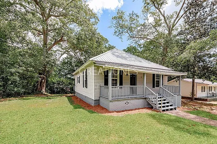 2 bed, 1.0 bath, 1234 sqft, $1,150 — Photo 3
