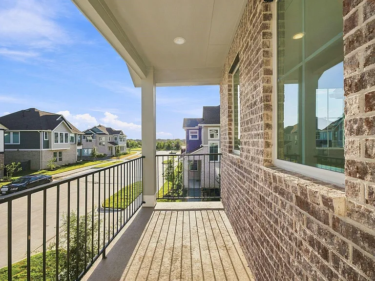 21202 Creeping Bentgrass Dr — Photo 34