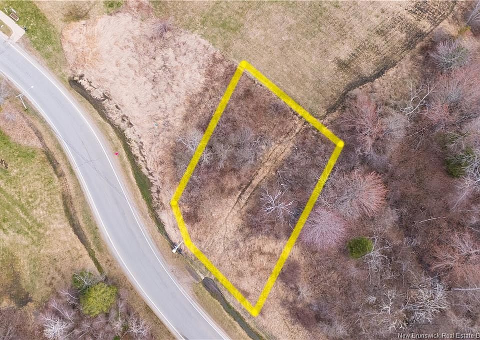 2nd image of 21 Sunrise Estates Dr