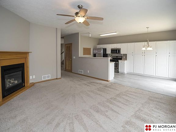 5th image of 19825 Acorn Dr