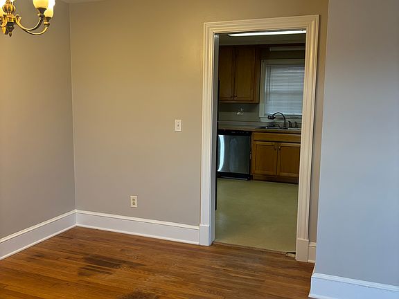 Dining room into Kitchen