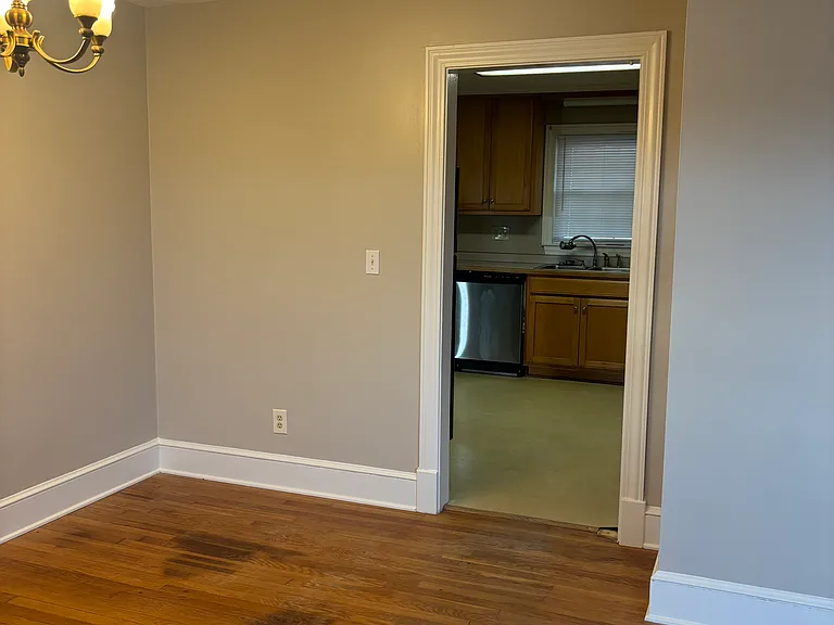 Dining room into Kitchen