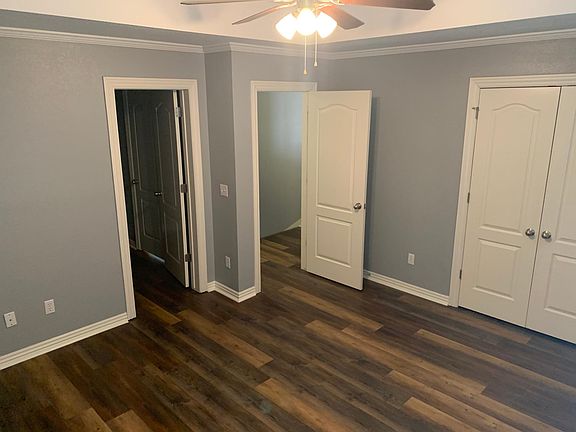 3rd image of 2478 E Kantz Ln N