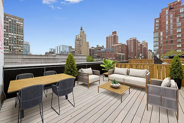 Rented by Compass | media 27