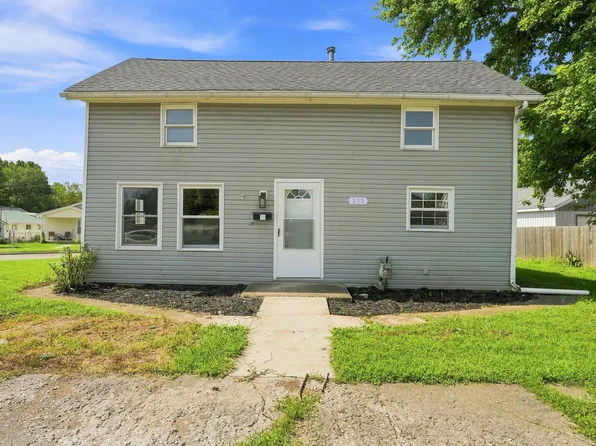 213 Town St, Circleville, OH 43113