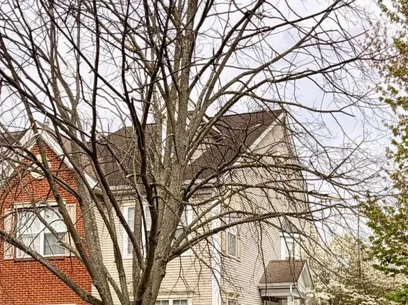 28 William Penn Cir, Medford, NJ 08055