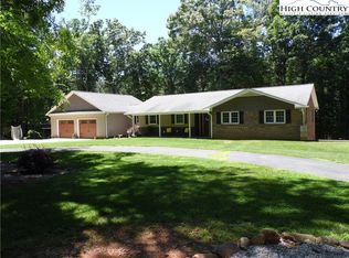 137 Forest Ln, State Road, NC 28676