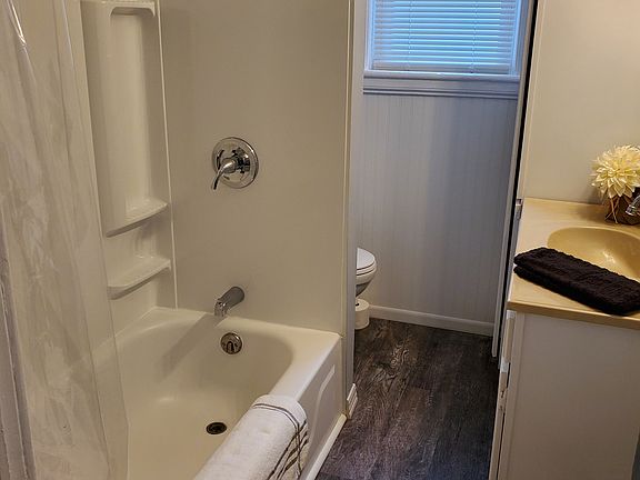 5th image of 45 Pulver Ave #45