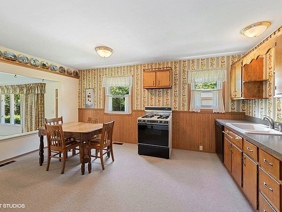5th image of 1008 S Diana Dr