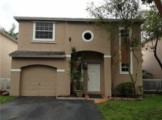 11709 NW 12th St, Pembroke Pines, FL 33026