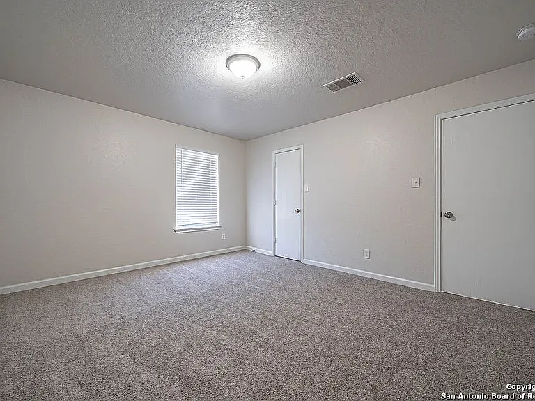 4910 Larkhill Farm — Photo 6