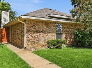 2308 Carol Good Ln, Carrollton, TX 75006
