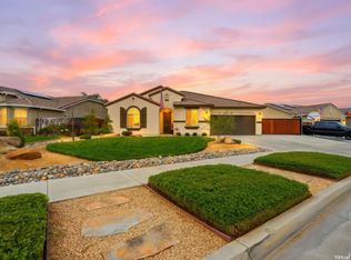 3262 N Morning Dove Ln, Hanford, CA 93230