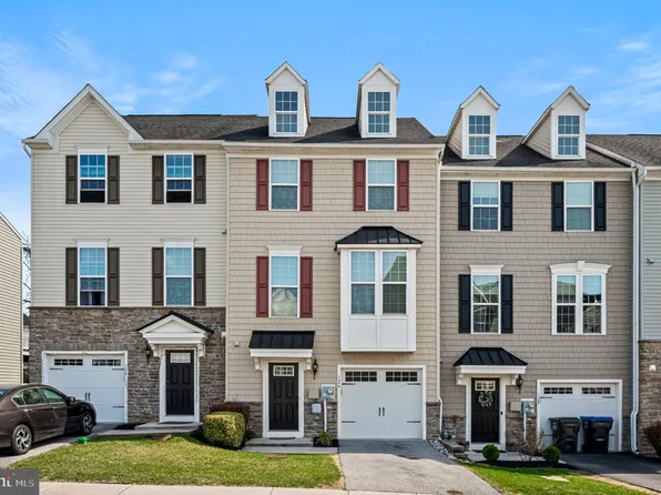 126 Cricket Dr, Malvern, PA 19355