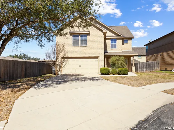 8623 Widgeon Ct, San Antonio, TX 78245