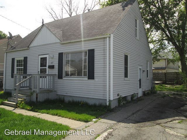 2nd image of 637 Waldman Ave