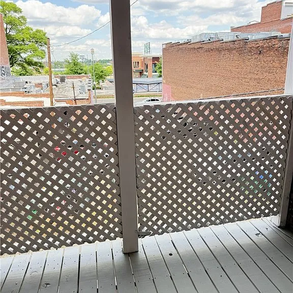 2034 W Grace St #B — Photo 16