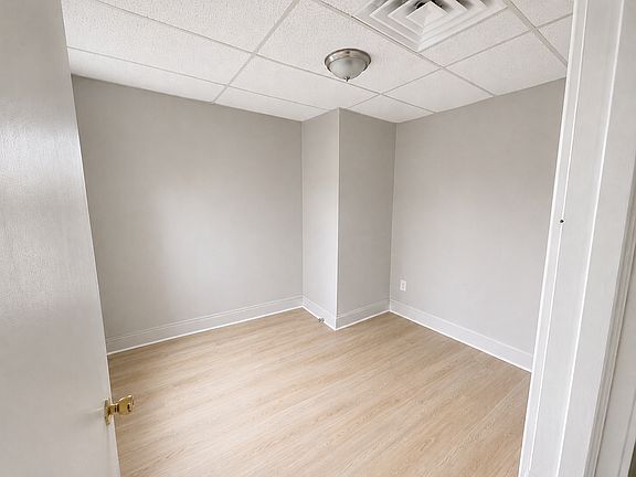 3rd image of 85 Brayton St #2
