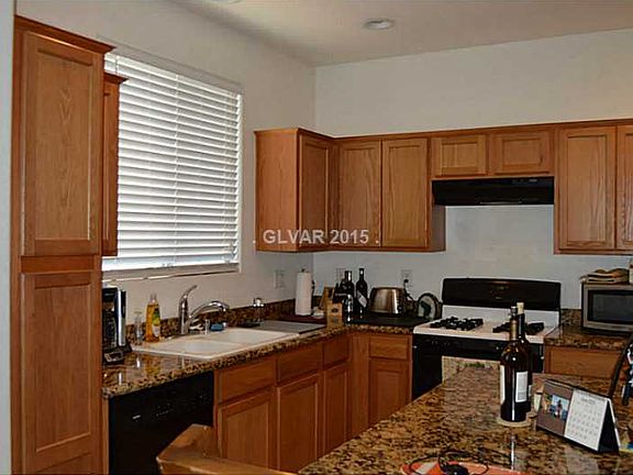 5th image of 988 Via Canale Dr