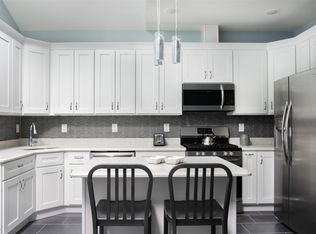 30 Giles Ave #8433169, Jersey City, NJ 07306