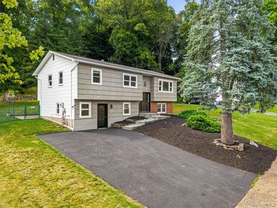 6 May Court, Stony Pt, NY, 10980