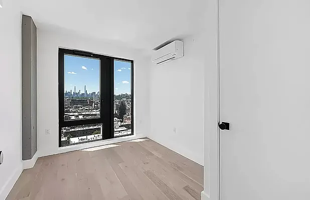 Rented by REAL New York | media 6