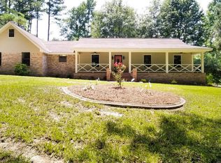 49 Ruby Ln, Hattiesburg, MS 39402