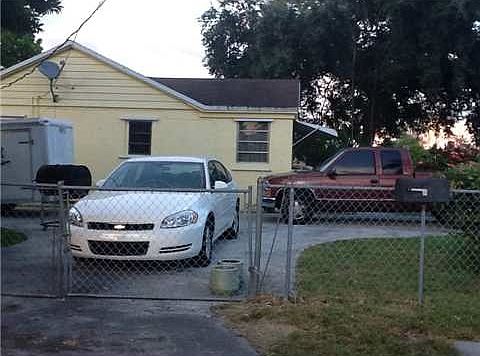 3rd image of 1275 NW 81st St