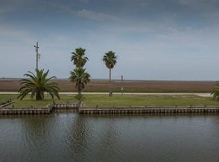 1169 N Stingaree Dr, Pt Bolivar, TX 77650