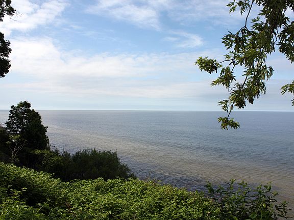 3rd image of 3787 Scenic Dr