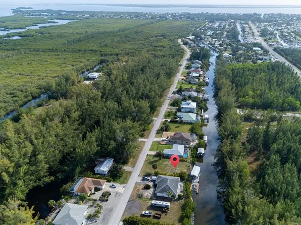 3821 Stabile Rd, Saint James City, FL 33956