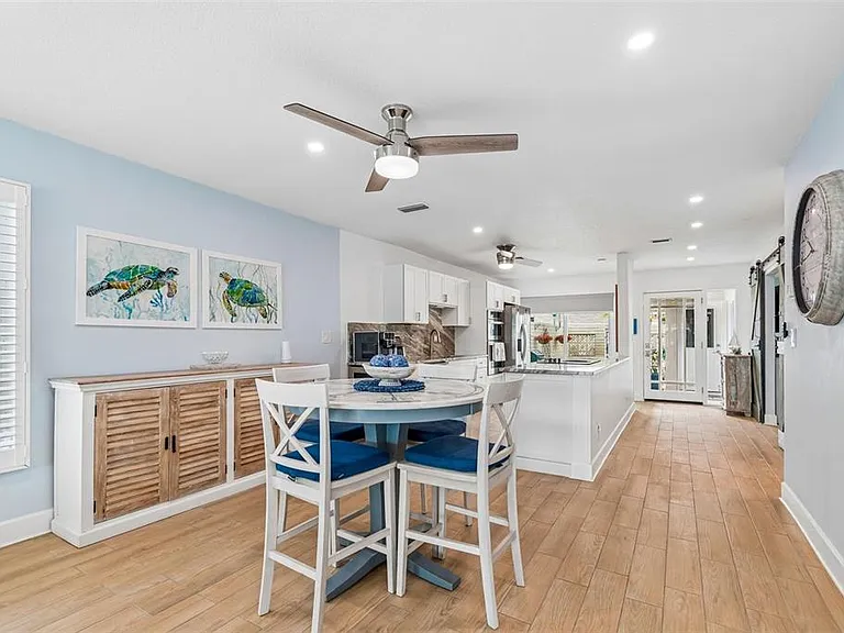 392 Boca Ciega Point Blvd N — Photo 13